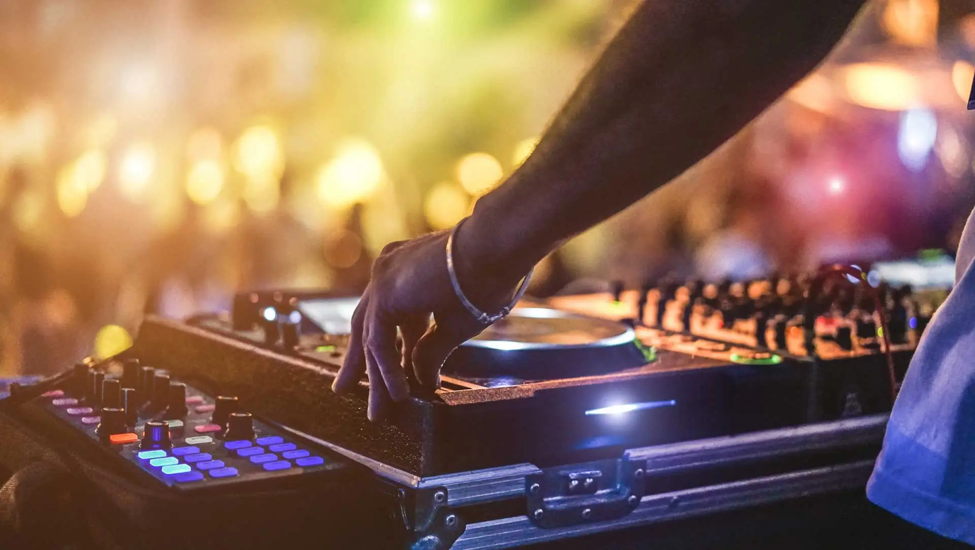 Dj mixing